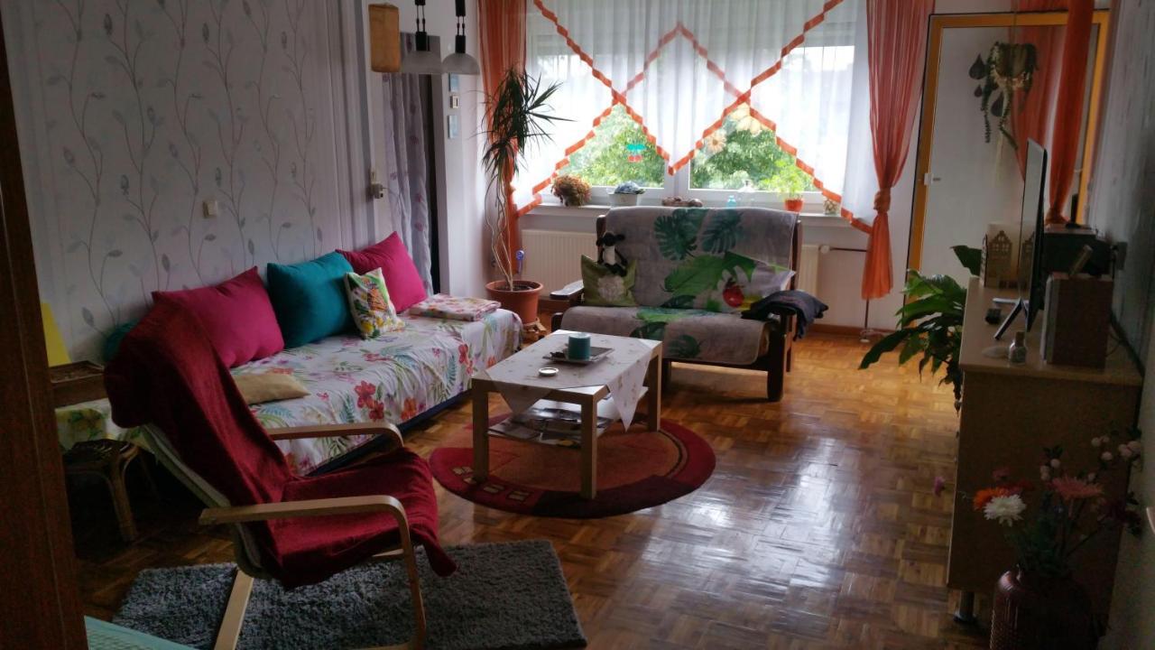 Apartamento Haus-In-Gemuenden-An-Der-Wohra Gemunden an der Wohra Exterior foto